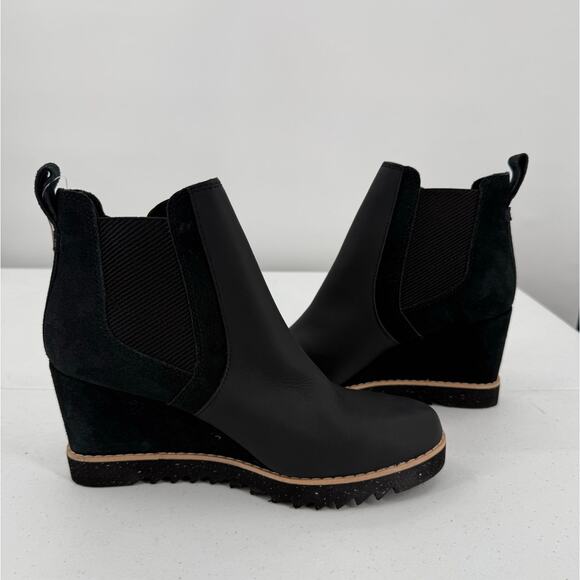 NWT TOMS Women's Maddie Black Leather Suede Wedge Heeled Boots Size 8 - Picture 3 of 10